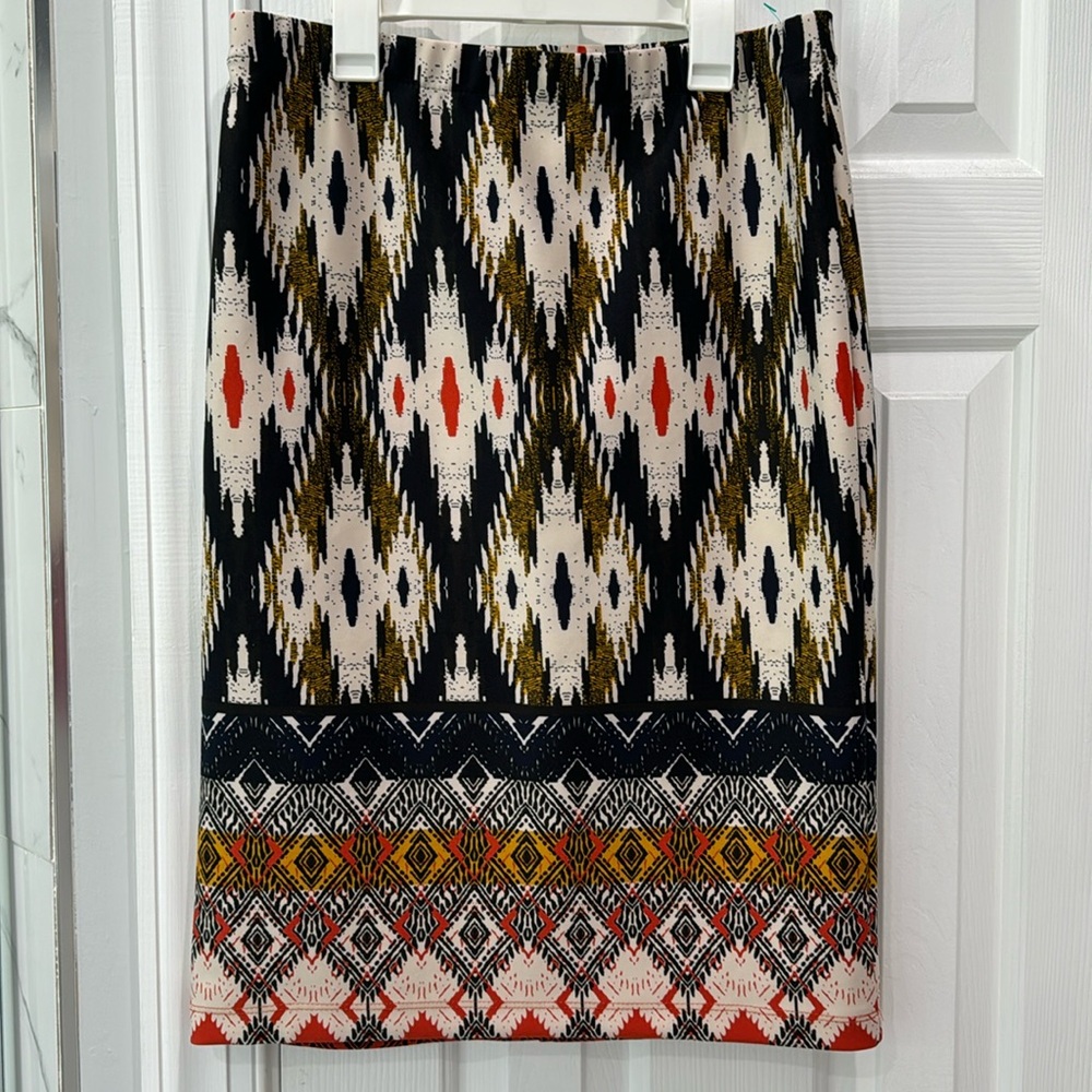 Maeve Anthropologie tearoom pencil skirt floral knee length. Size large